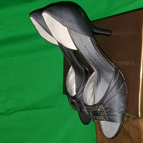 Michael Shannon Heels Size 9.5 Gray - Picture 4 of 7
